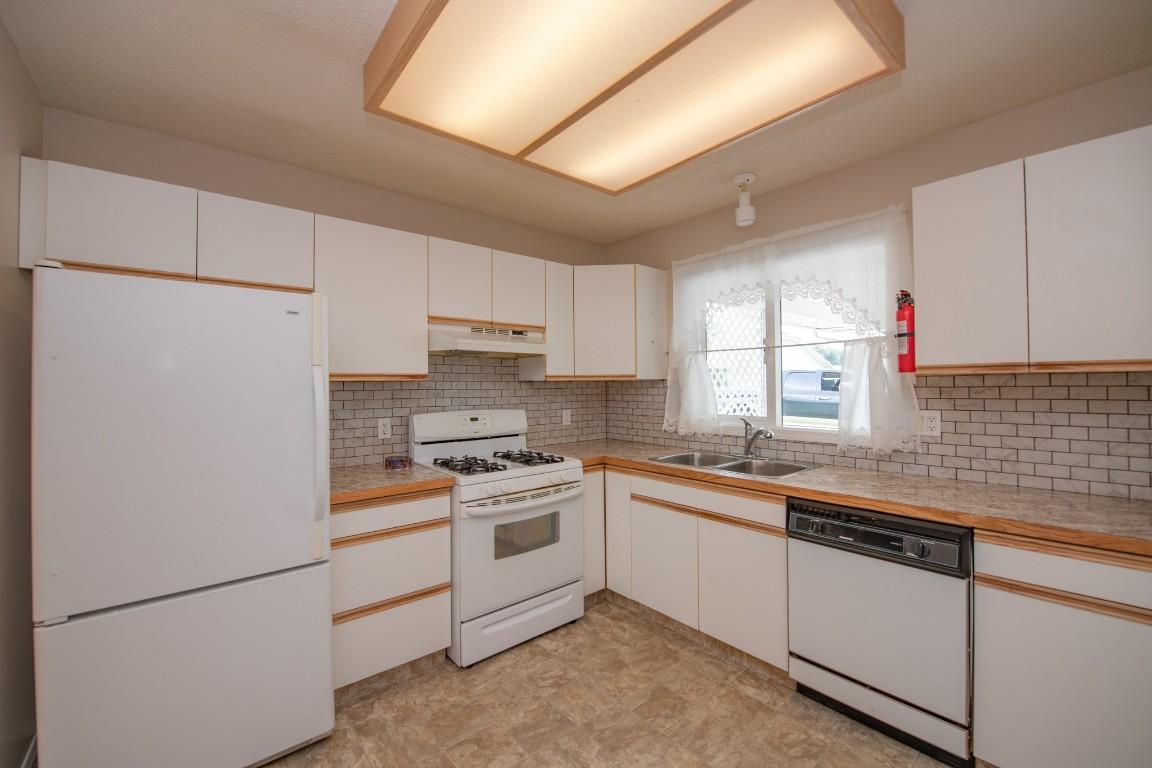 









2180


Fletcher

Avenue, 28,
Armstrong,




BC
V0E 1B1

