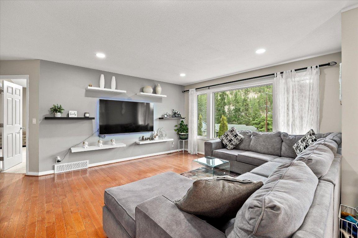 









3140


Coventry

Crescent,
West Kelowna,




BC
V4T 1E3

