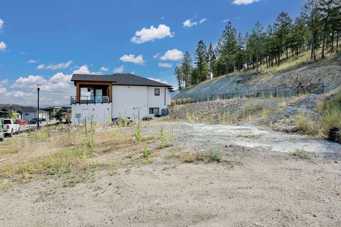 









2301


Lavetta

Drive,
Kelowna,







BC
V1P 1R3

