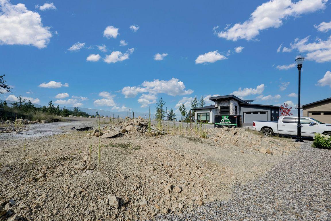 









2301


Lavetta

Drive,
Kelowna,







BC
V1P 1R3

