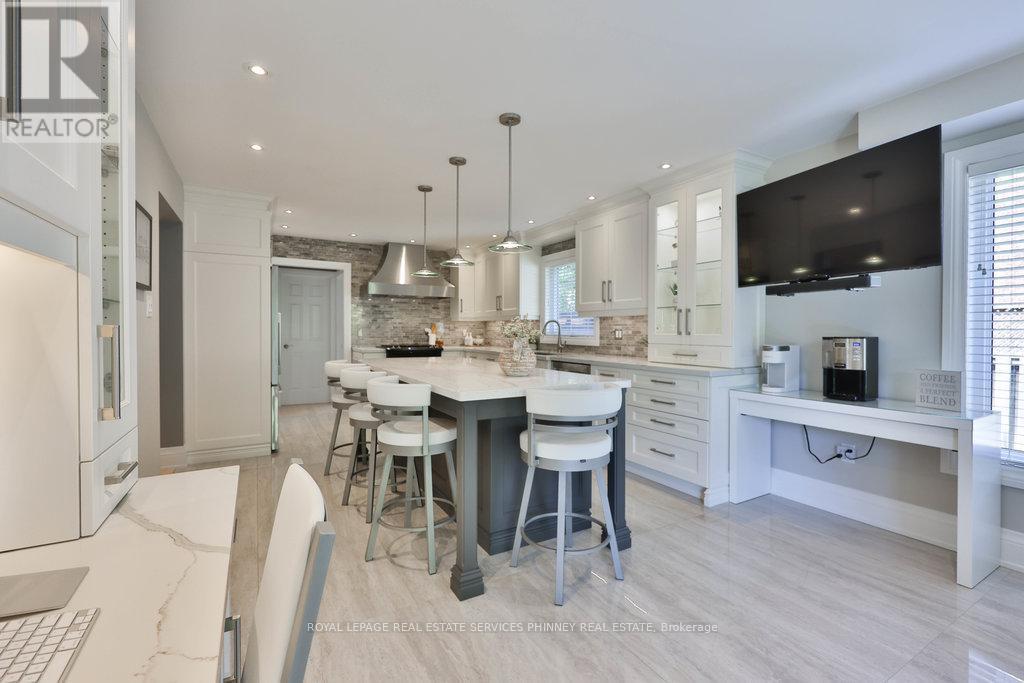 












1165 JEFF DRIVE

,
Oakville,




Ontario
L6J7N7


