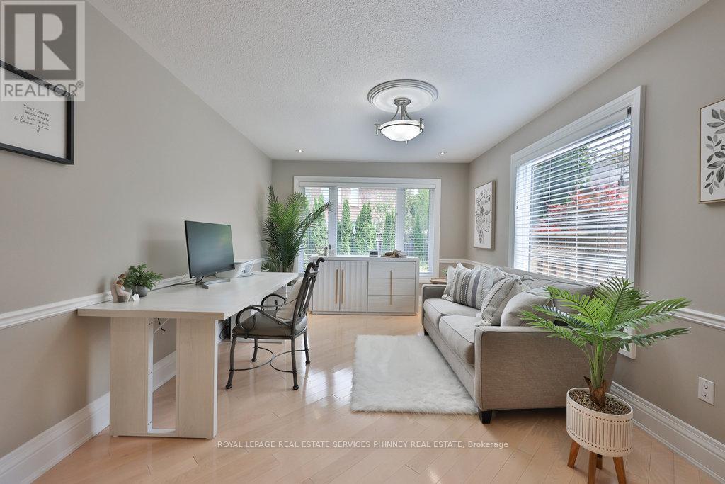 












1165 JEFF DRIVE

,
Oakville,




Ontario
L6J7N7

