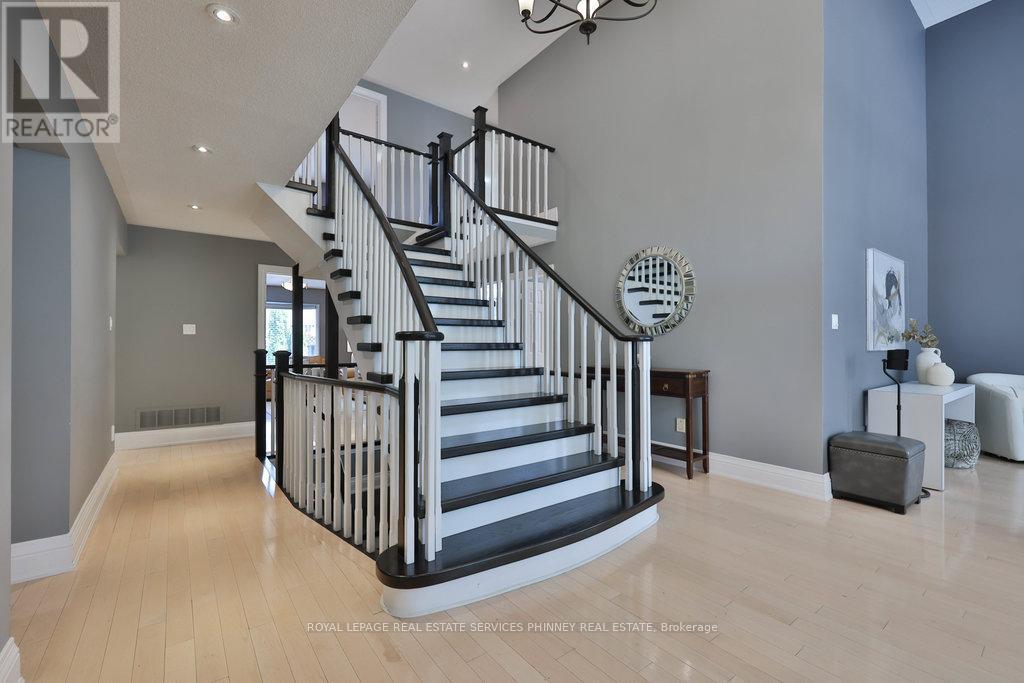 












1165 JEFF DRIVE

,
Oakville,




Ontario
L6J7N7

