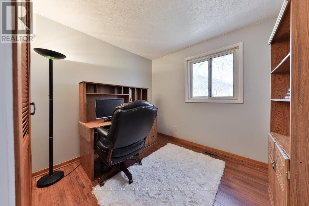 












2420 MAINROYAL STREET

,
Mississauga,




Ontario
L5L1C9

