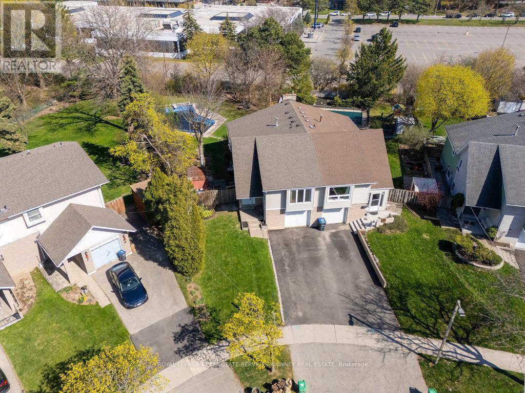 












2420 MAINROYAL STREET

,
Mississauga,




Ontario
L5L1C9

