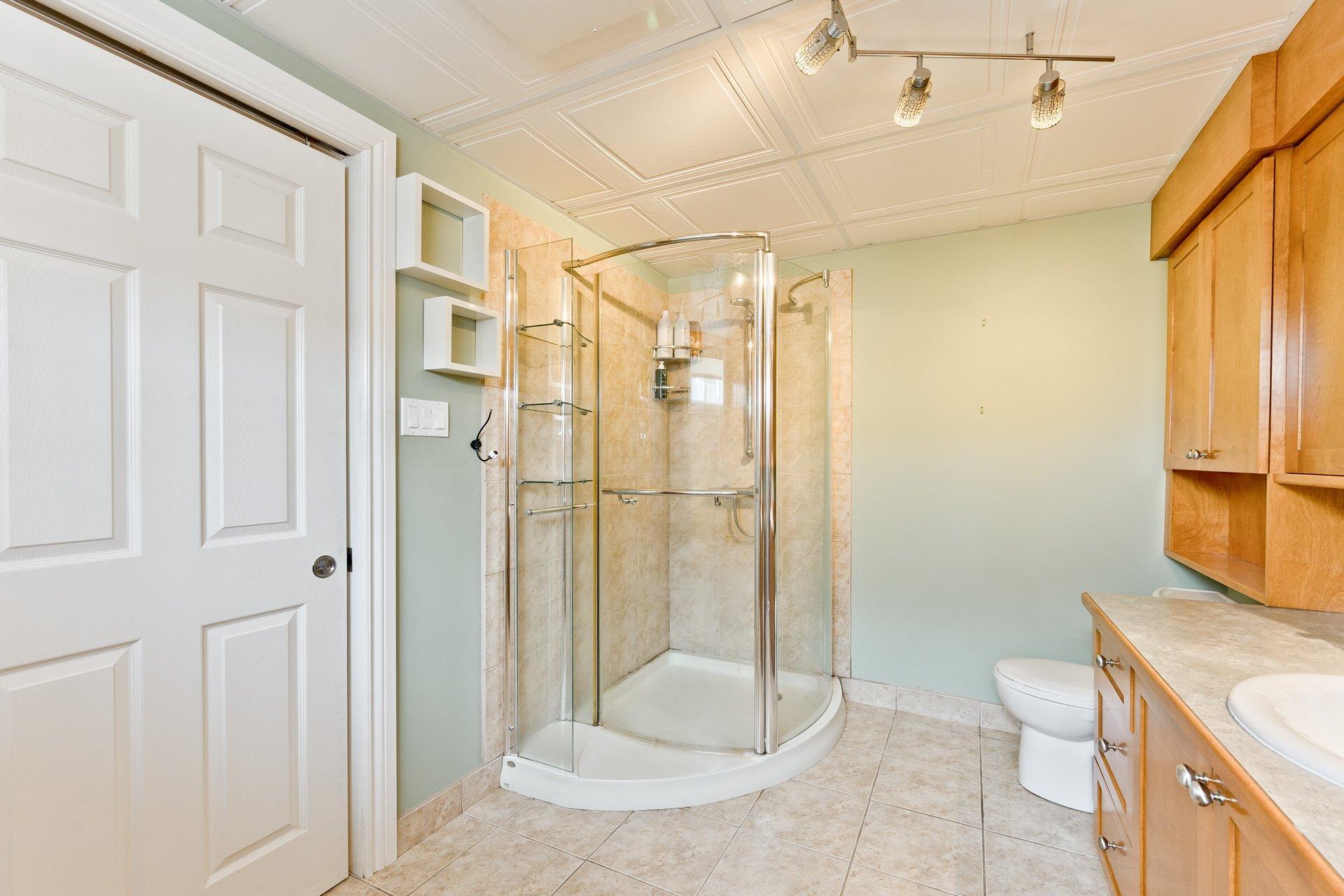 









1163


Route 141

,
Coaticook,




QC
J1A2S5

