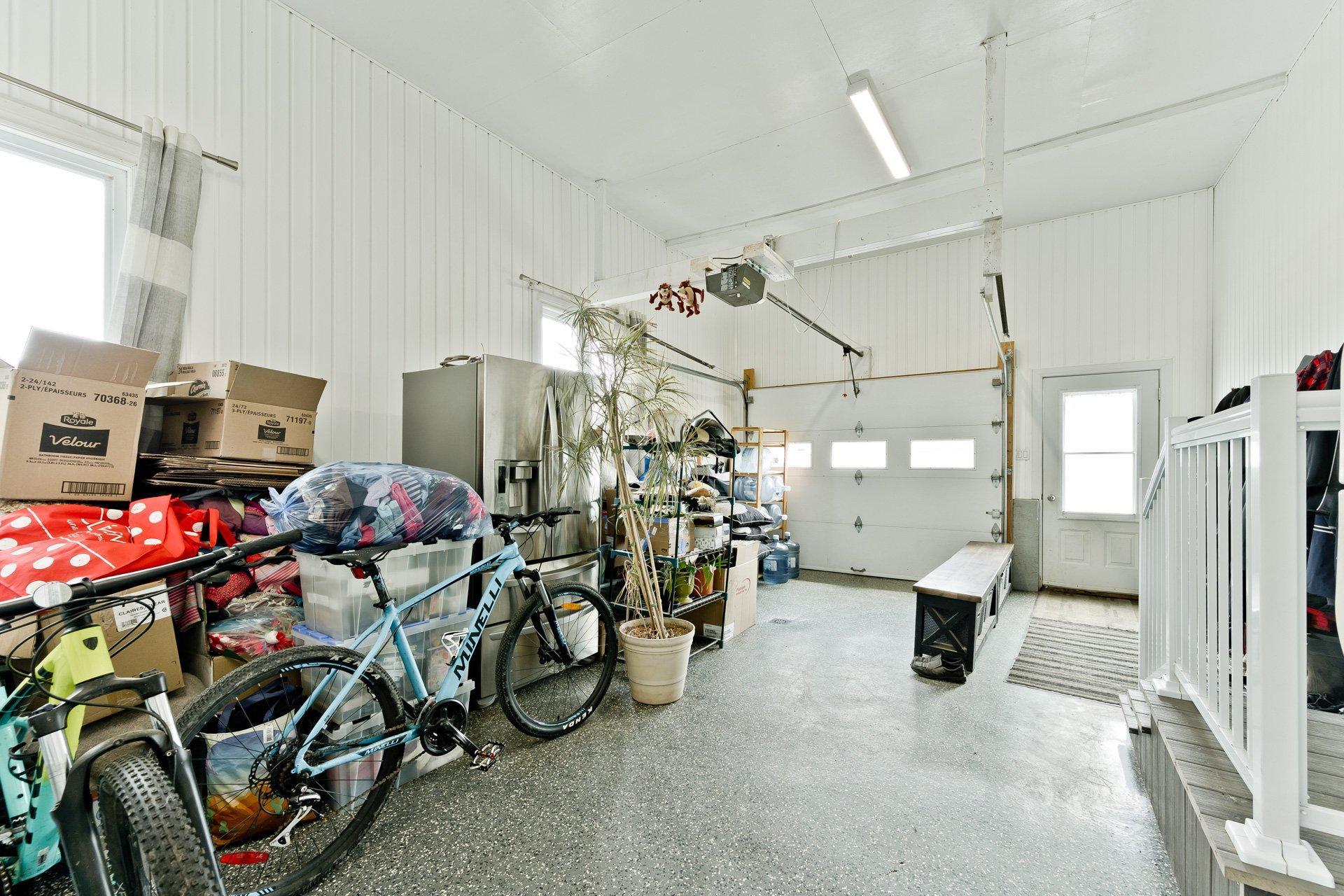 









1163


Route 141

,
Coaticook,




QC
J1A2S5

