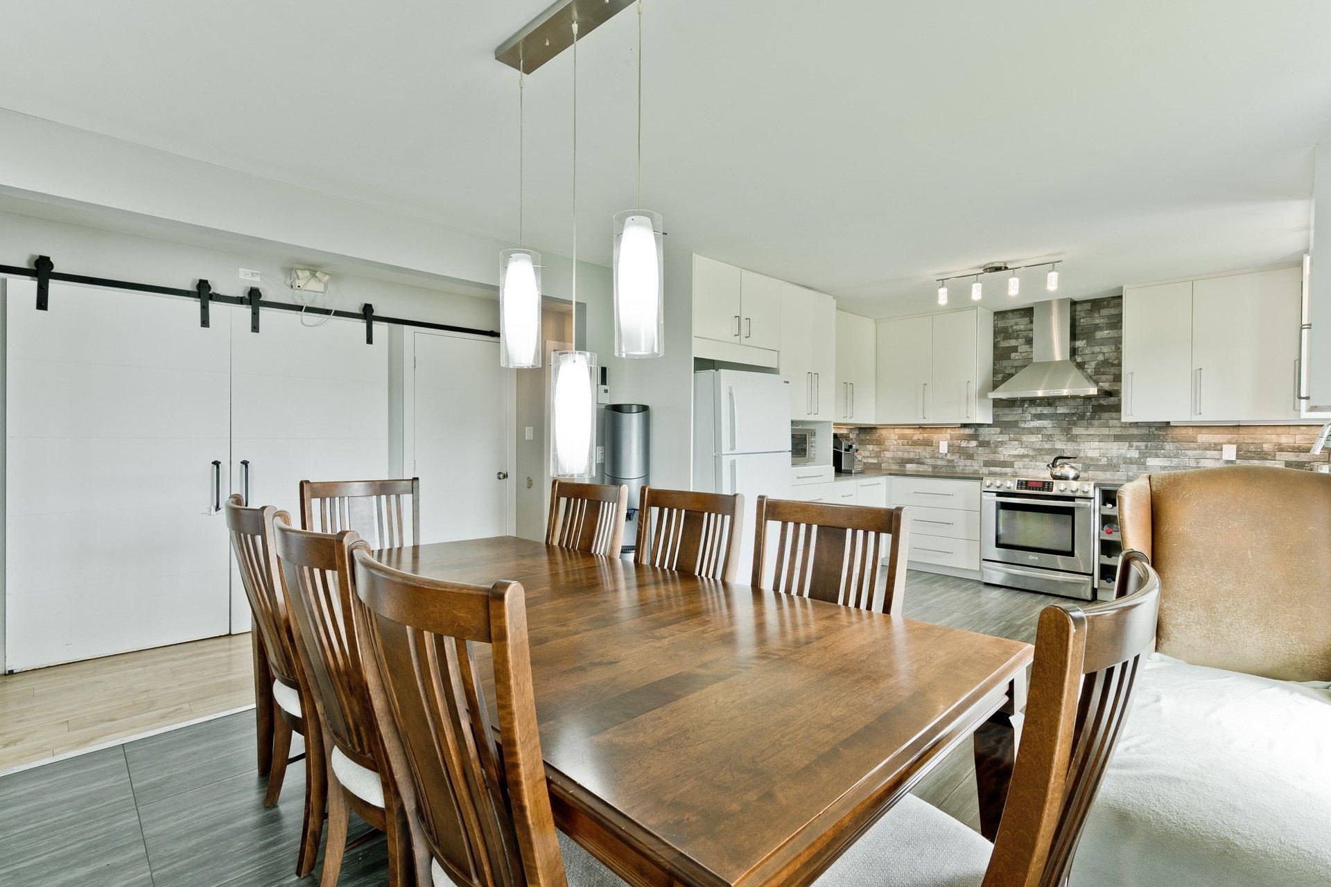 









1163


Route 141

,
Coaticook,




QC
J1A2S5

