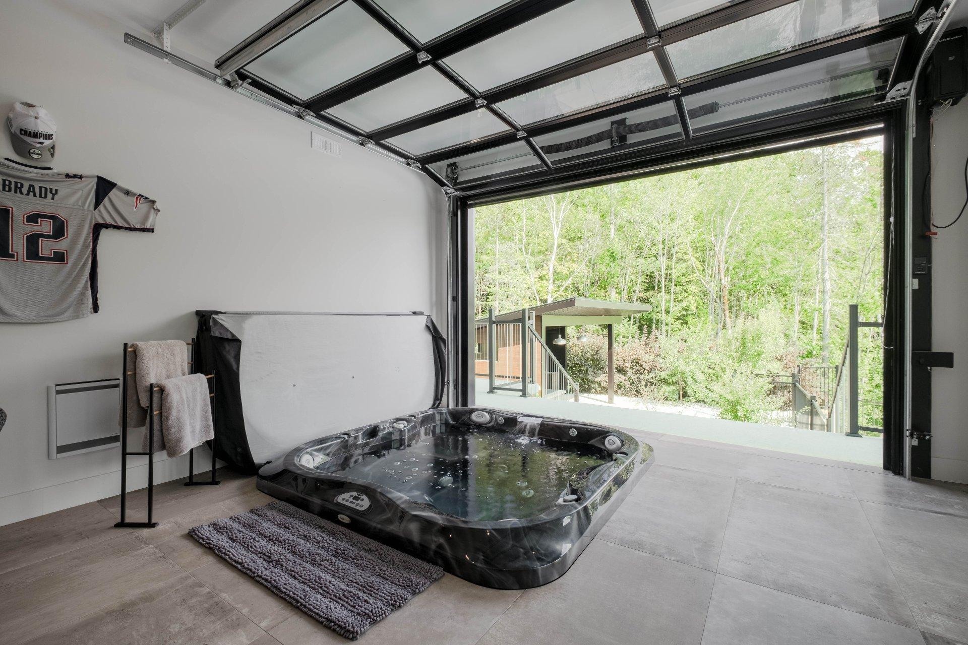 









2267


Ch. Deschesne 

,
Saint-Denis-de-Brompton,




QC
J0B2P0

