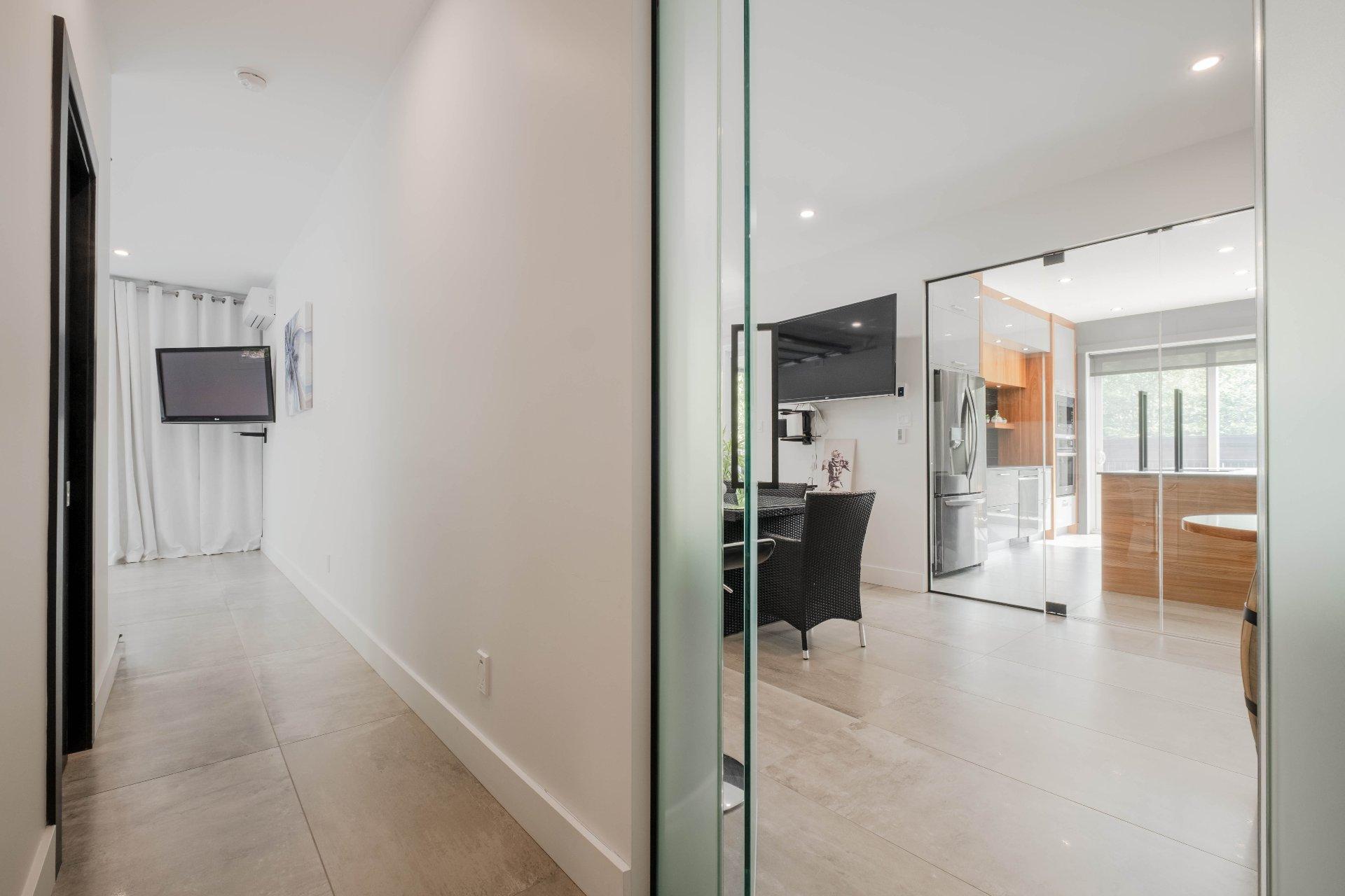 









2267


Ch. Deschesne 

,
Saint-Denis-de-Brompton,




QC
J0B2P0

