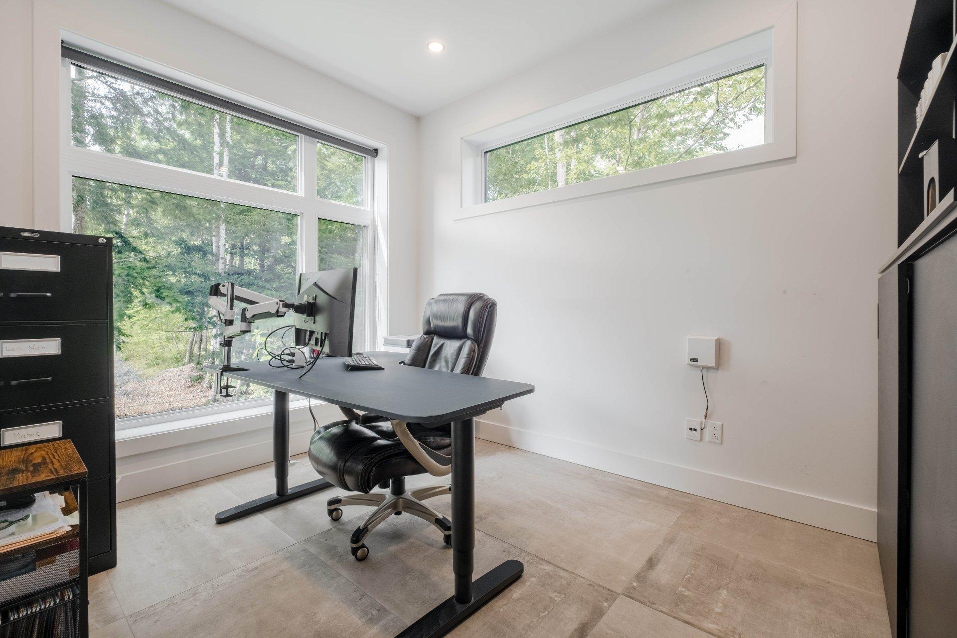 









2267


Ch. Deschesne 

,
Saint-Denis-de-Brompton,




QC
J0B2P0


