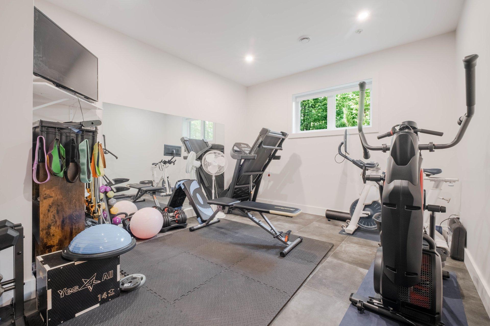 









2267


Ch. Deschesne 

,
Saint-Denis-de-Brompton,




QC
J0B2P0

