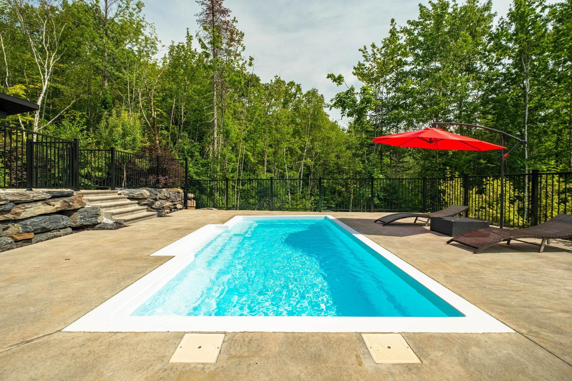 









2267


Ch. Deschesne 

,
Saint-Denis-de-Brompton,




QC
J0B2P0


