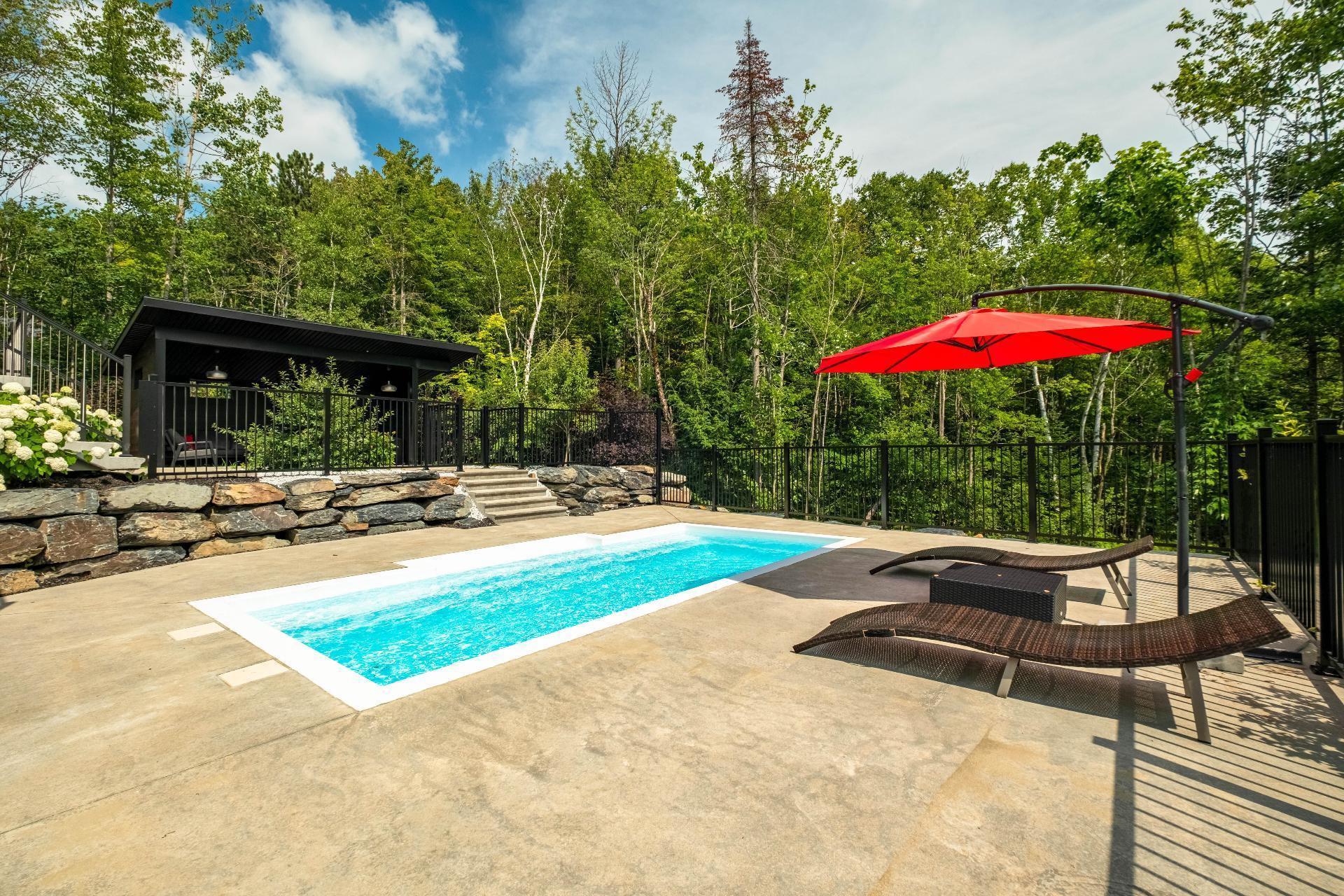 









2267


Ch. Deschesne 

,
Saint-Denis-de-Brompton,




QC
J0B2P0

