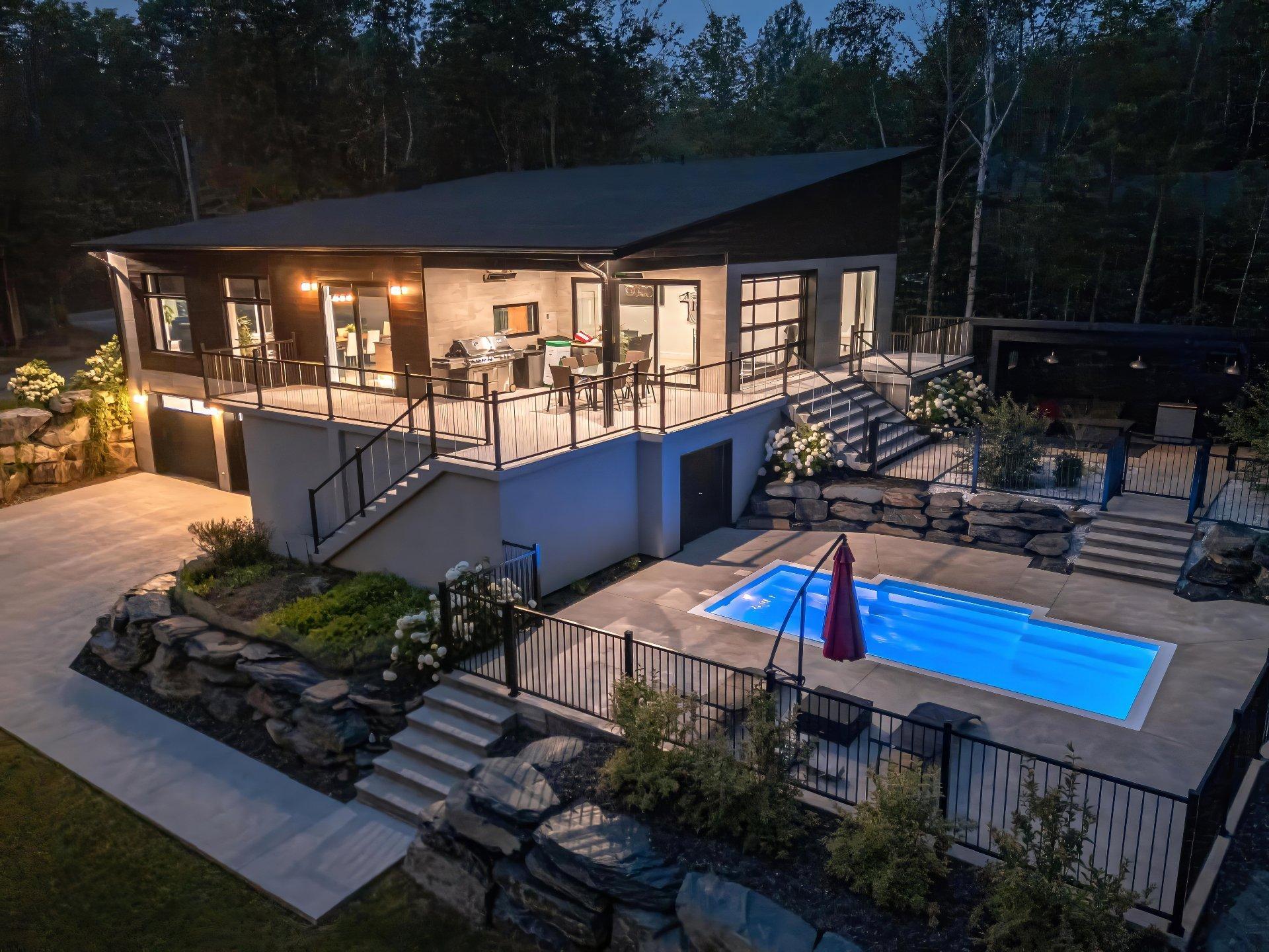 









2267


Ch. Deschesne 

,
Saint-Denis-de-Brompton,




QC
J0B2P0

