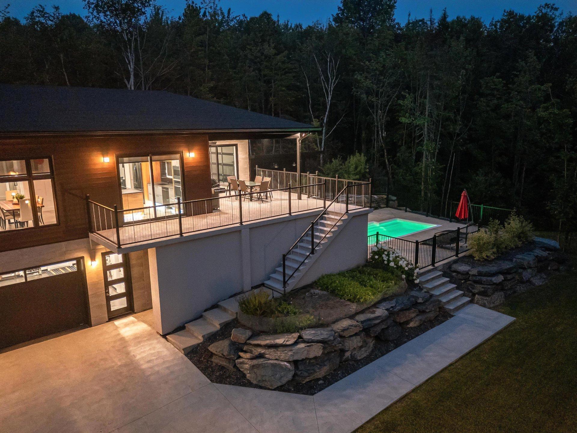 









2267


Ch. Deschesne 

,
Saint-Denis-de-Brompton,




QC
J0B2P0

