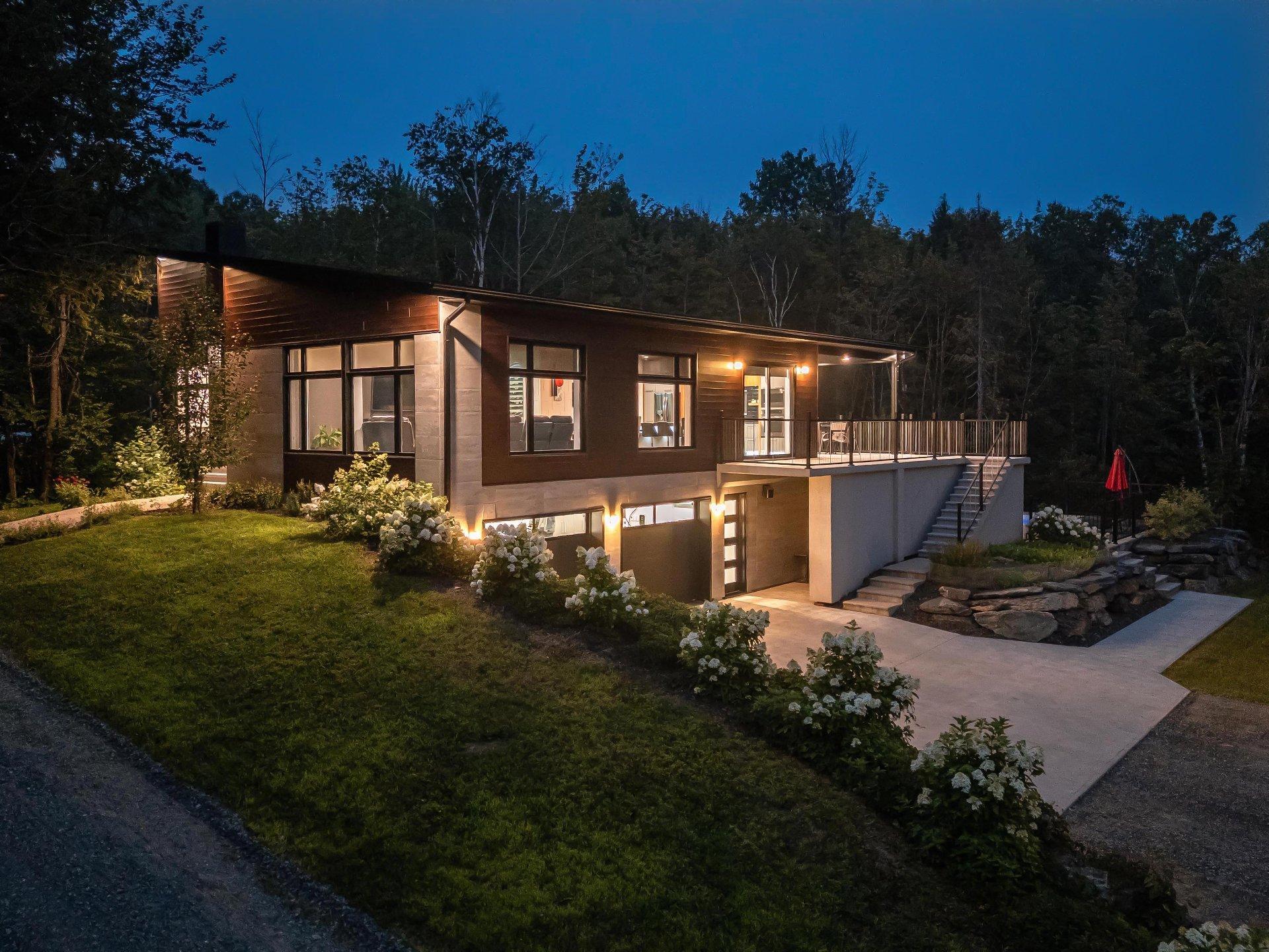 









2267


Ch. Deschesne 

,
Saint-Denis-de-Brompton,




QC
J0B2P0


