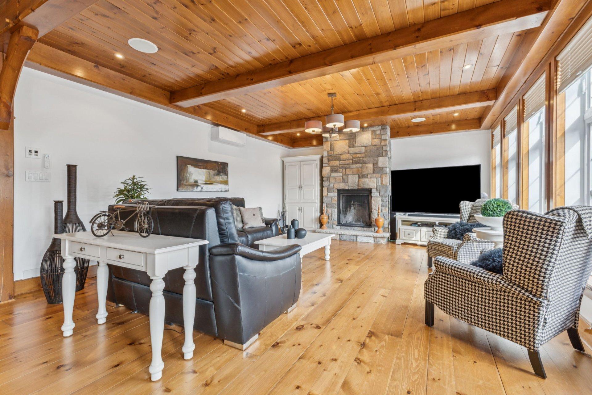 









105


Ch. des Rives

,
Val-des-Bois,




QC
J0X3C0


