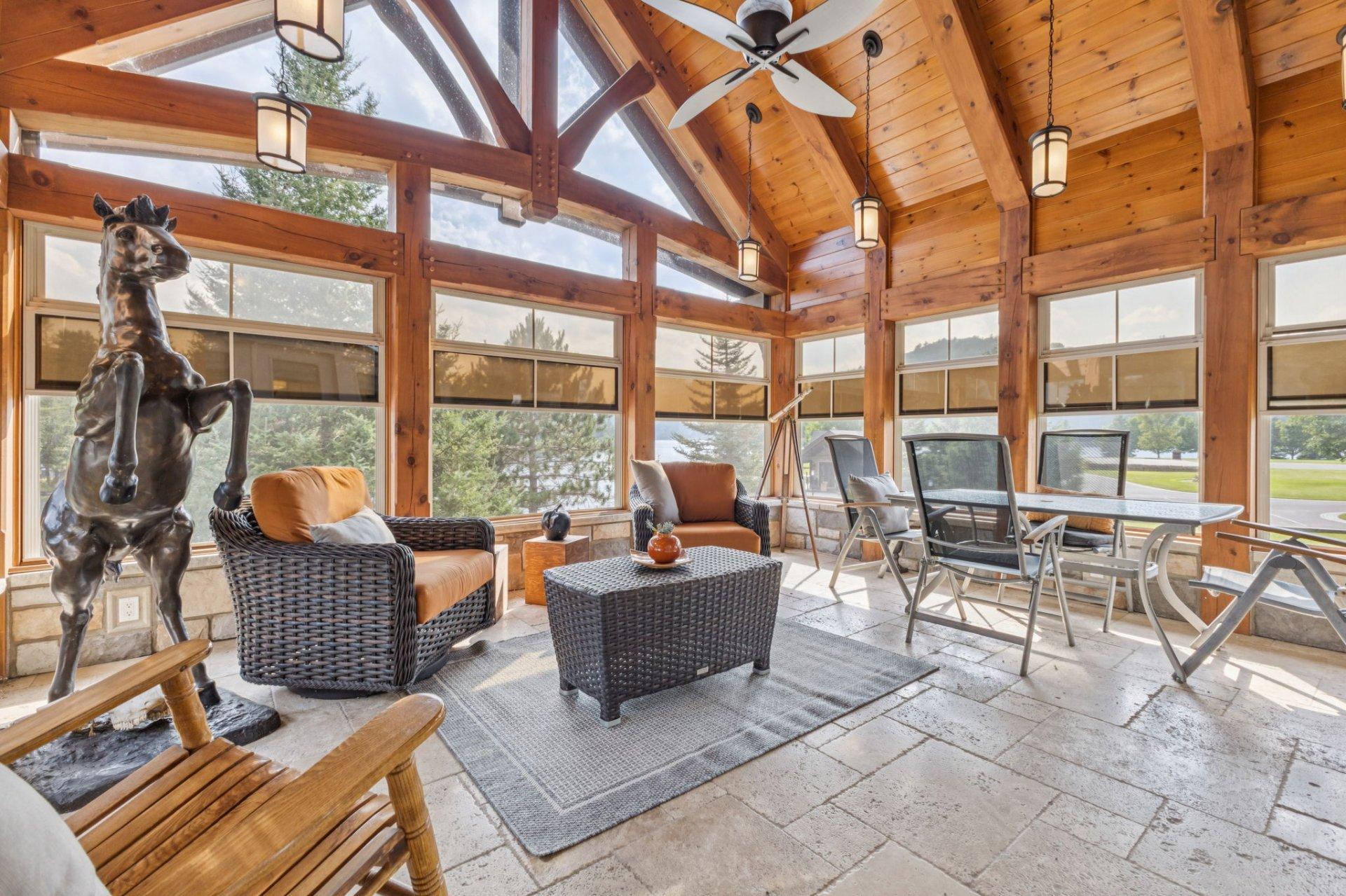 









105


Ch. des Rives

,
Val-des-Bois,




QC
J0X3C0

