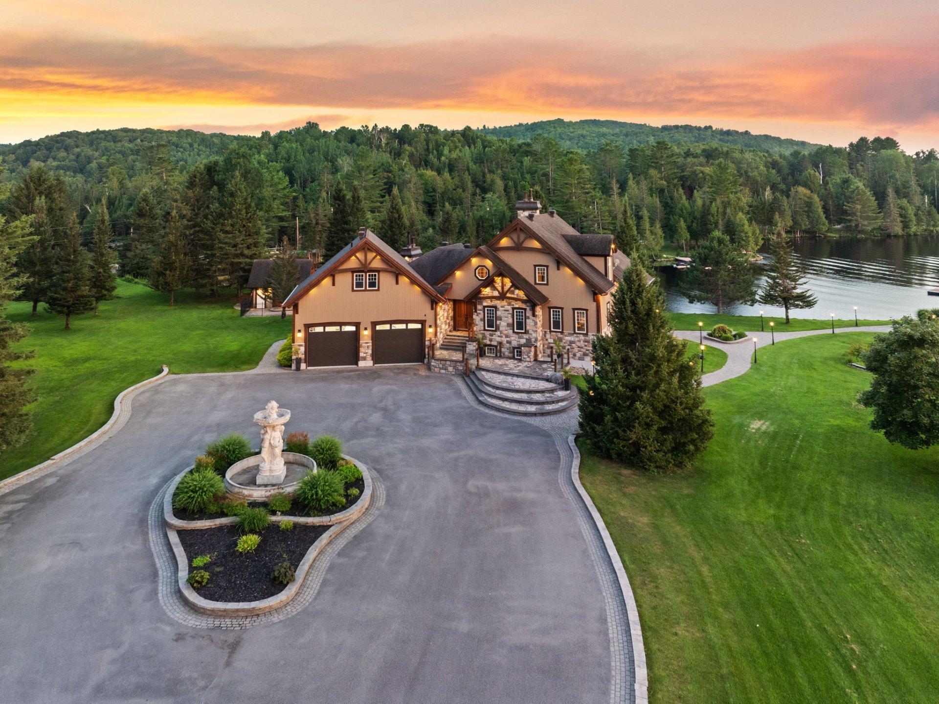 









105


Ch. des Rives

,
Val-des-Bois,




QC
J0X3C0

