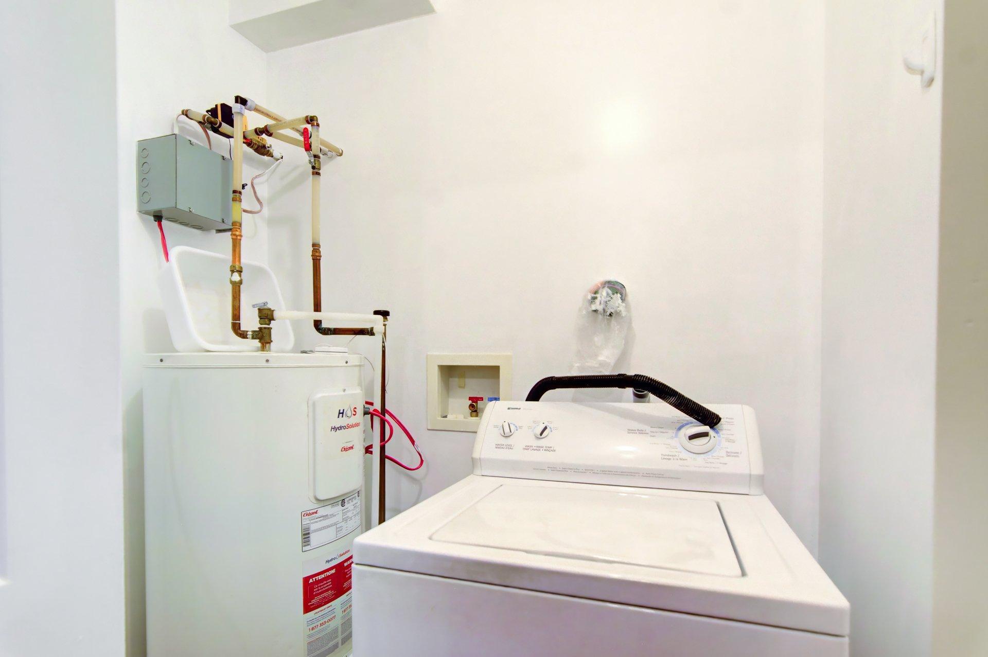 









1350


Rue Palerme

, 505,
Brossard,




QC
J4W0A1

