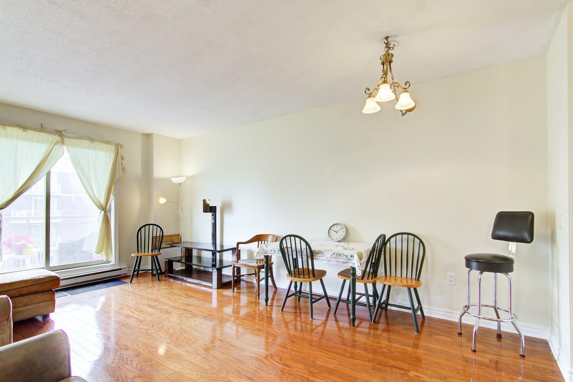 









1350


Rue Palerme

, 505,
Brossard,




QC
J4W0A1

