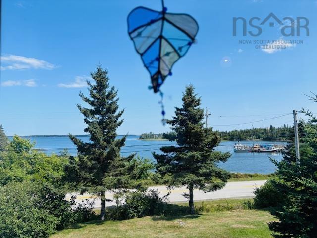 












4760 Highway 331

,
West Dublin,




NS
B0R 1C8

