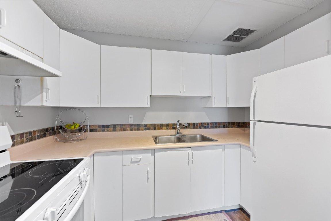 









2100


43

Avenue, 409,
Vernon,




BC
V1T 3K5

