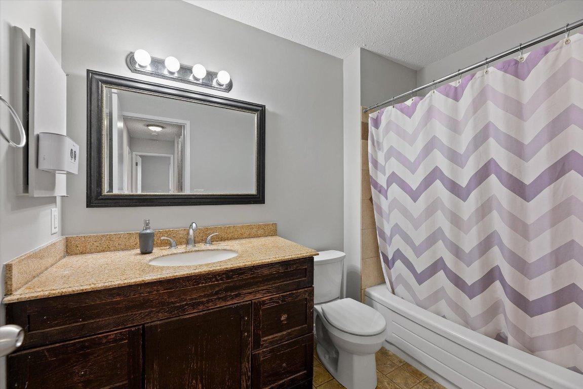 









2100


43

Avenue, 409,
Vernon,




BC
V1T 3K5

