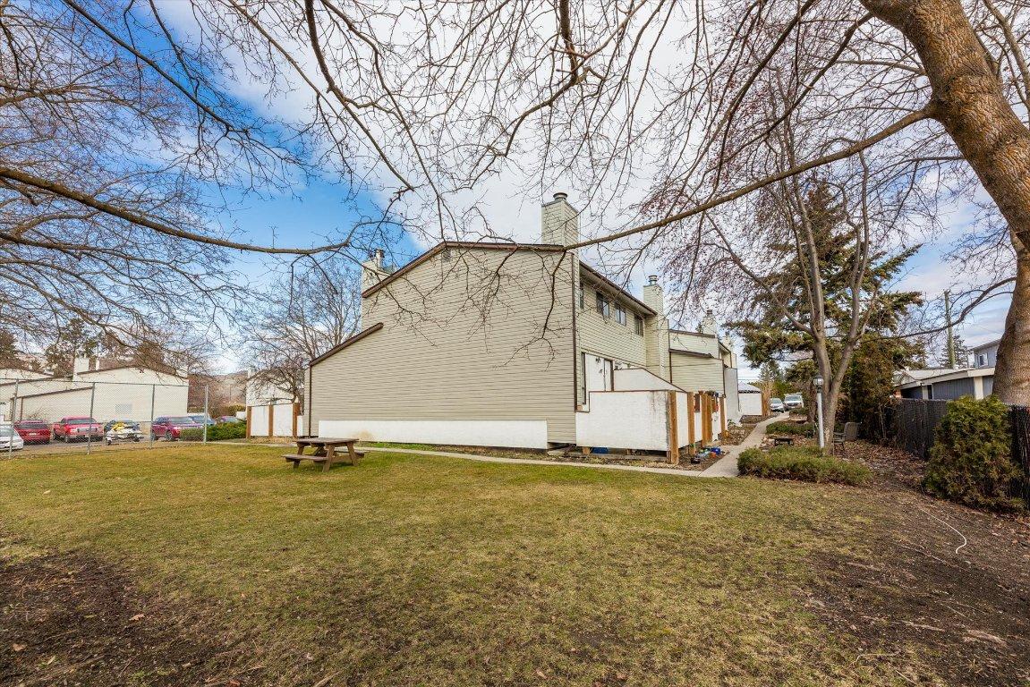 









2100


43

Avenue, 409,
Vernon,




BC
V1T 3K5

