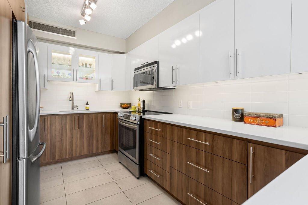 









4500


Prom. Paton

, 106,
Laval (Chomedey),




QC
H7W4Y6


