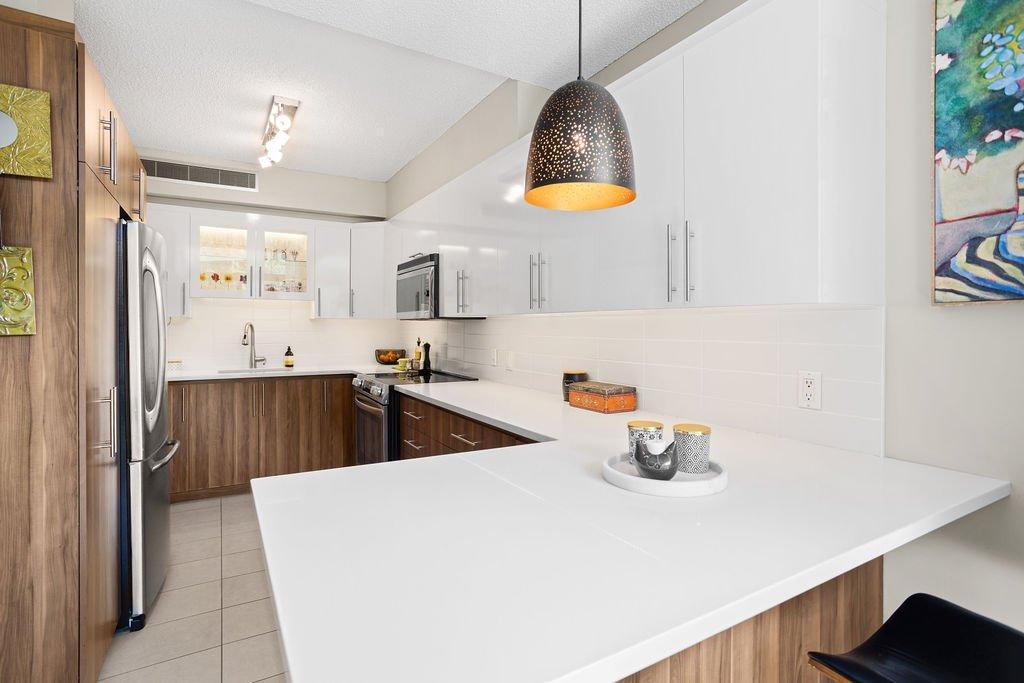 









4500


Prom. Paton

, 106,
Laval (Chomedey),




QC
H7W4Y6

