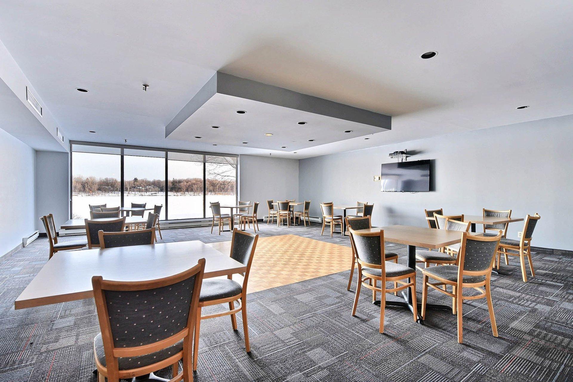 









4500


Prom. Paton

, 106,
Laval (Chomedey),




QC
H7W4Y6

