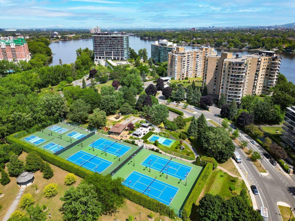 









4500


Prom. Paton

, 106,
Laval (Chomedey),




QC
H7W4Y6

