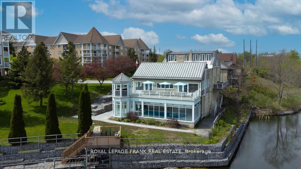 












16 - 9 EGLINGTON STREET

,
Kawartha Lakes (Lindsay),




Ontario
K9V6K6

