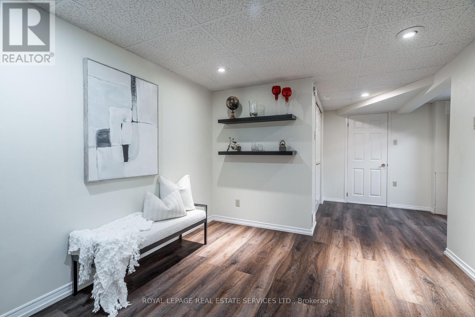 












522 ROSEHEATH DRIVE

,
Milton,




Ontario
L9T4V6

