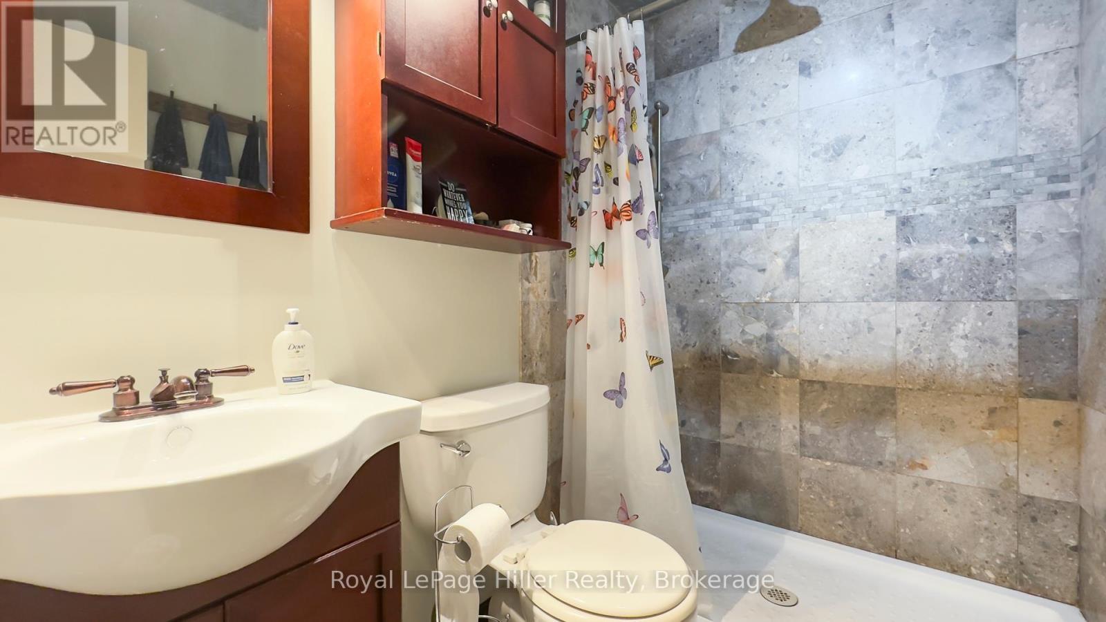 












146 RAILWAY AVENUE

,
Stratford,




Ontario
N5A2J1

