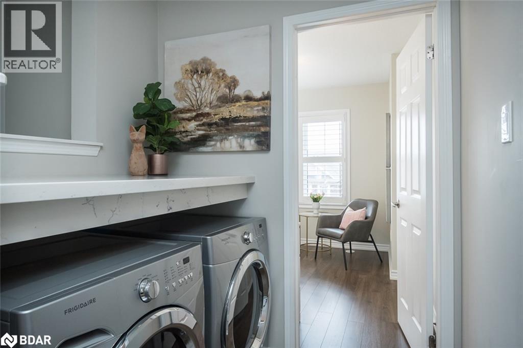 












298 REIS Place

,
Milton,




Ontario
L9E0A9

