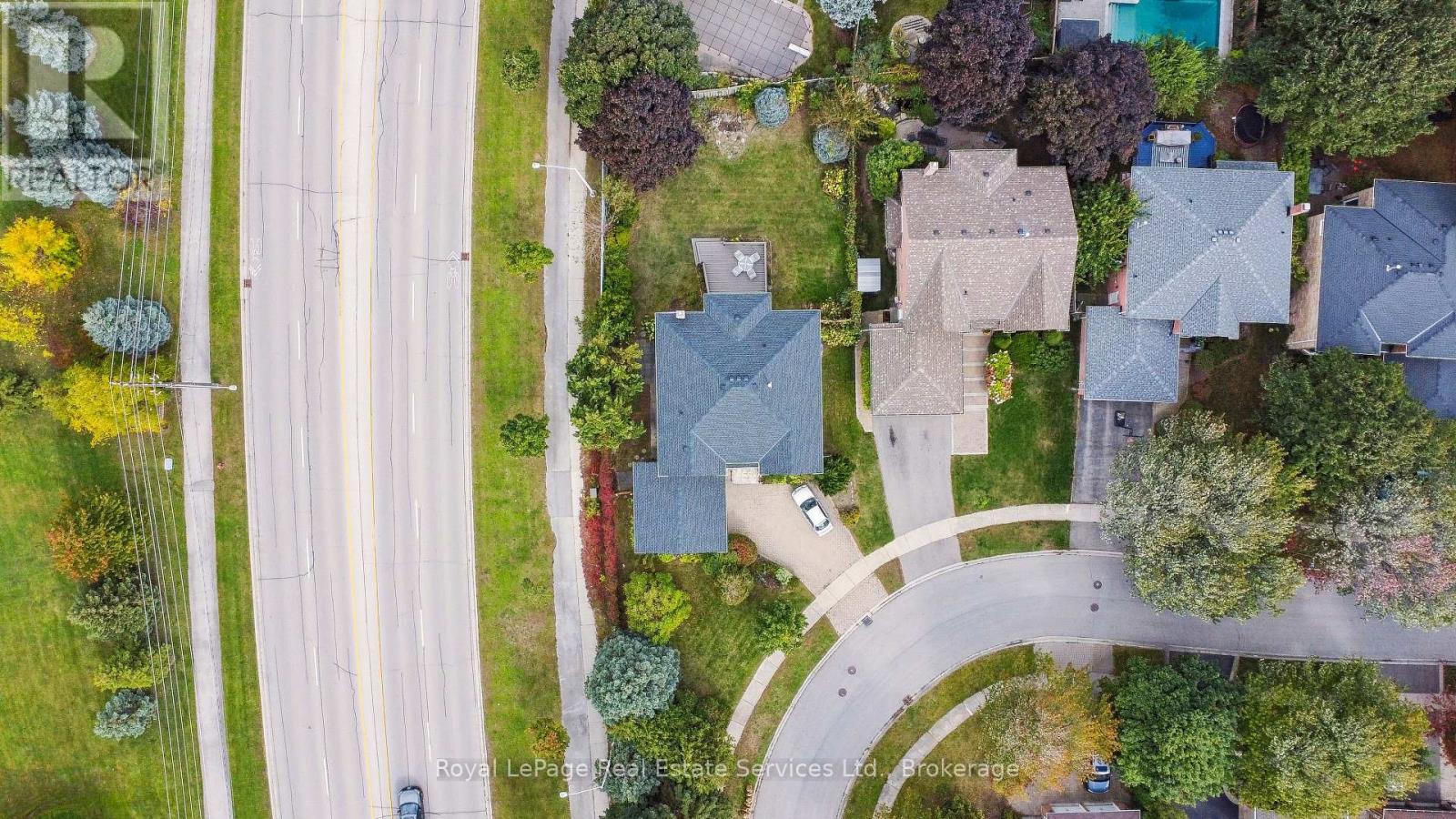 












524 CHILLINGHAM CRESCENT

,
Oakville (FD Ford),




Ontario
L6J6N7

