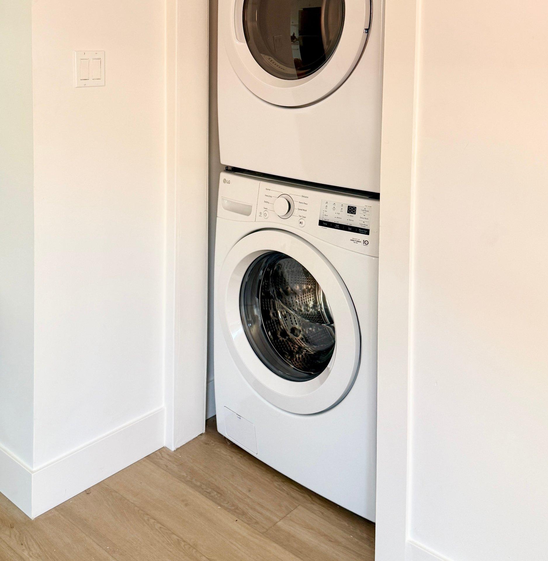 









10892


Rue Frigon

,
Montréal (Ahuntsic-Cartierville),




QC
H3M2R3

