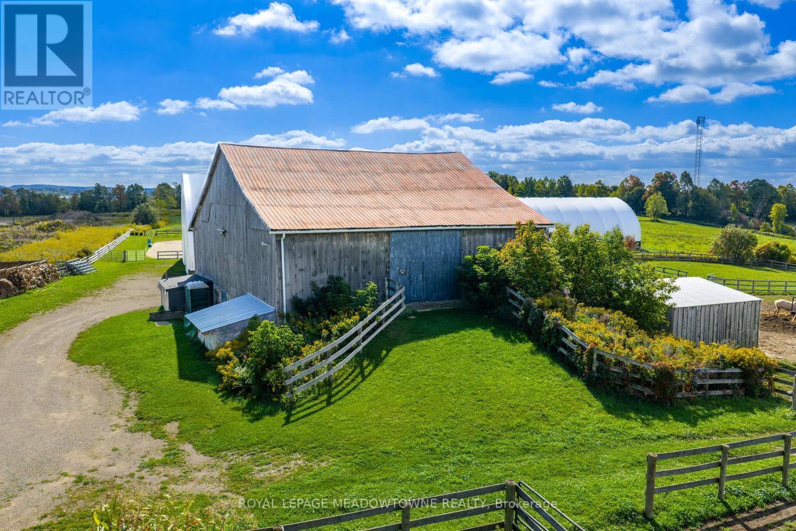 












8863 WELLINGTON 124 ROAD

,
Erin,




Ontario
N1H6H7

