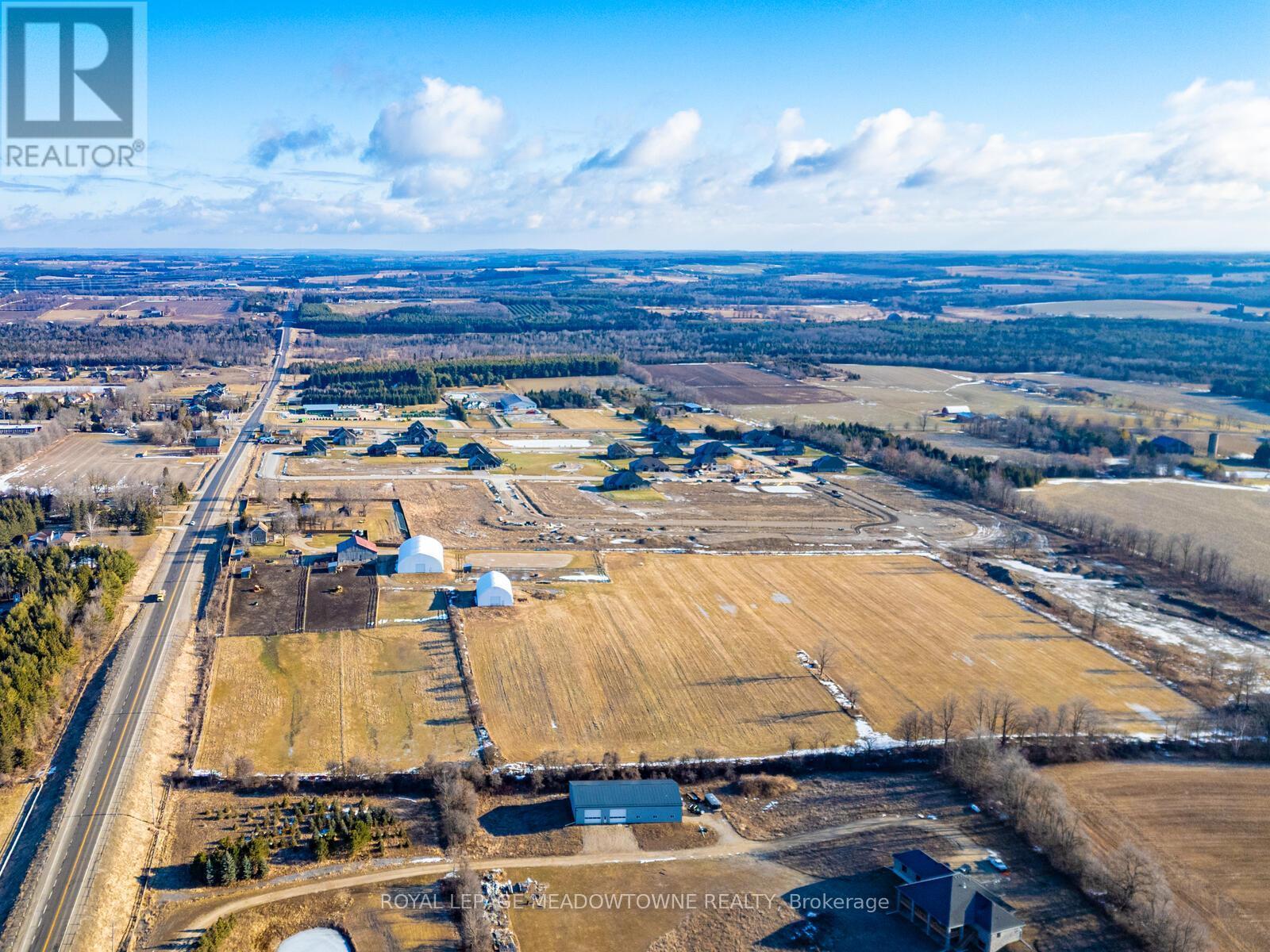 












8863 WELLINGTON 124 ROAD

,
Erin,




Ontario
N1H6H7

