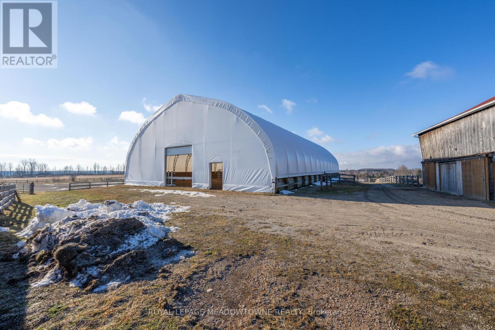 












8863 WELLINGTON 124 ROAD

,
Erin,




Ontario
N1H6H7

