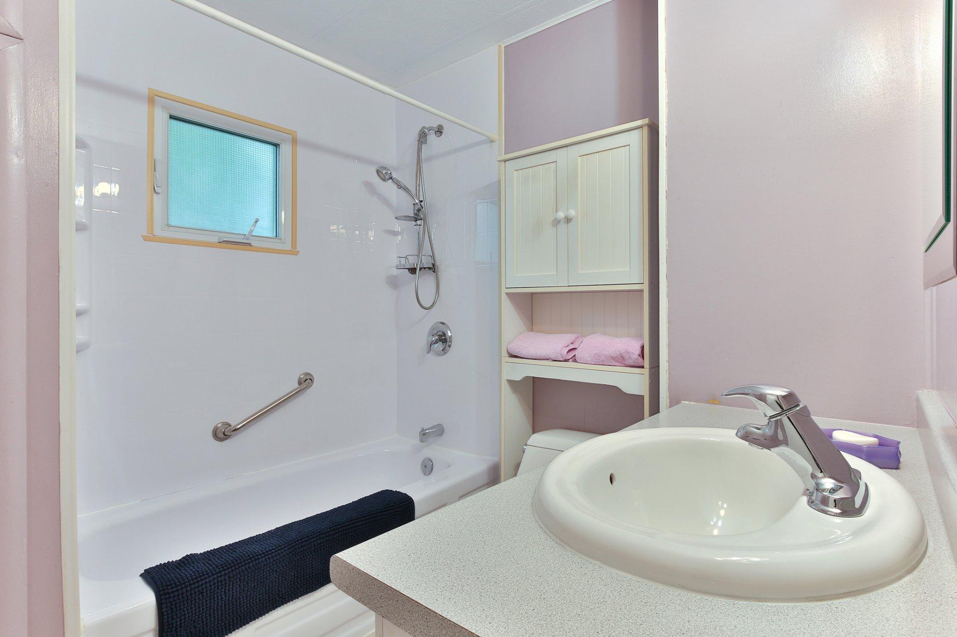 









35


8e Rue

,
Saint-Jean-sur-Richelieu,




QC
J2Y1A5

