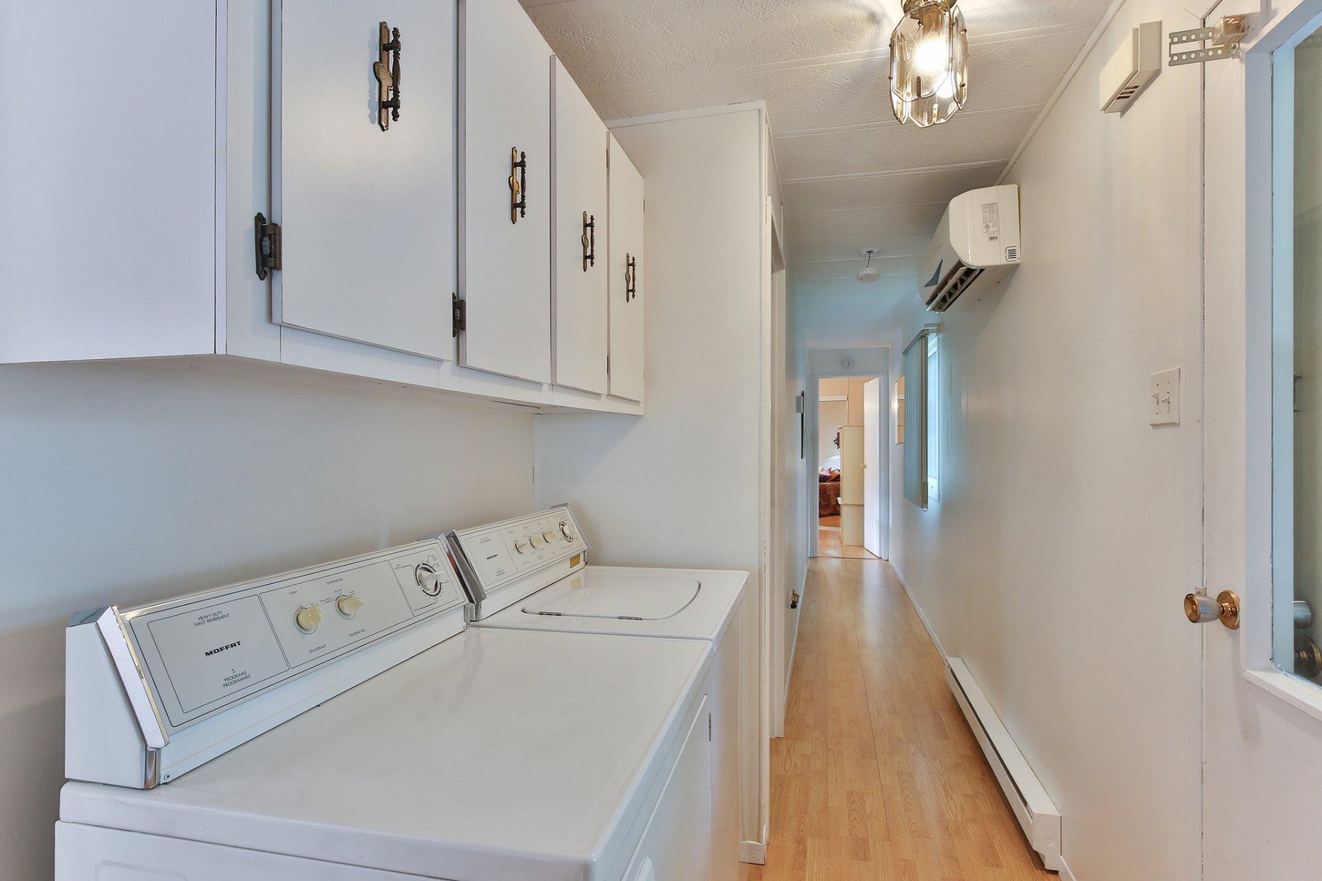 









35


8e Rue

,
Saint-Jean-sur-Richelieu,




QC
J2Y1A5

