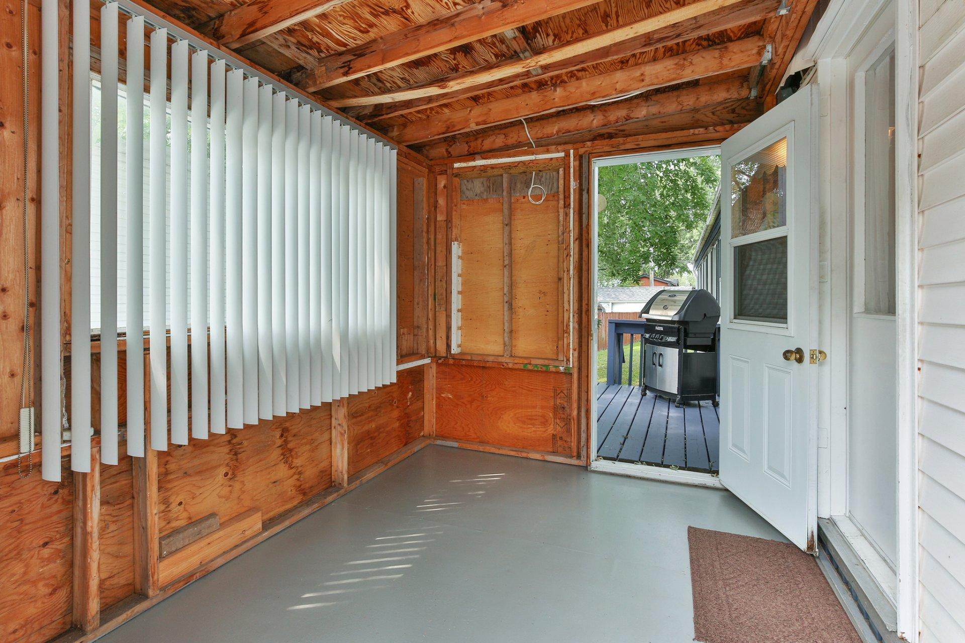 









35


8e Rue

,
Saint-Jean-sur-Richelieu,




QC
J2Y1A5

