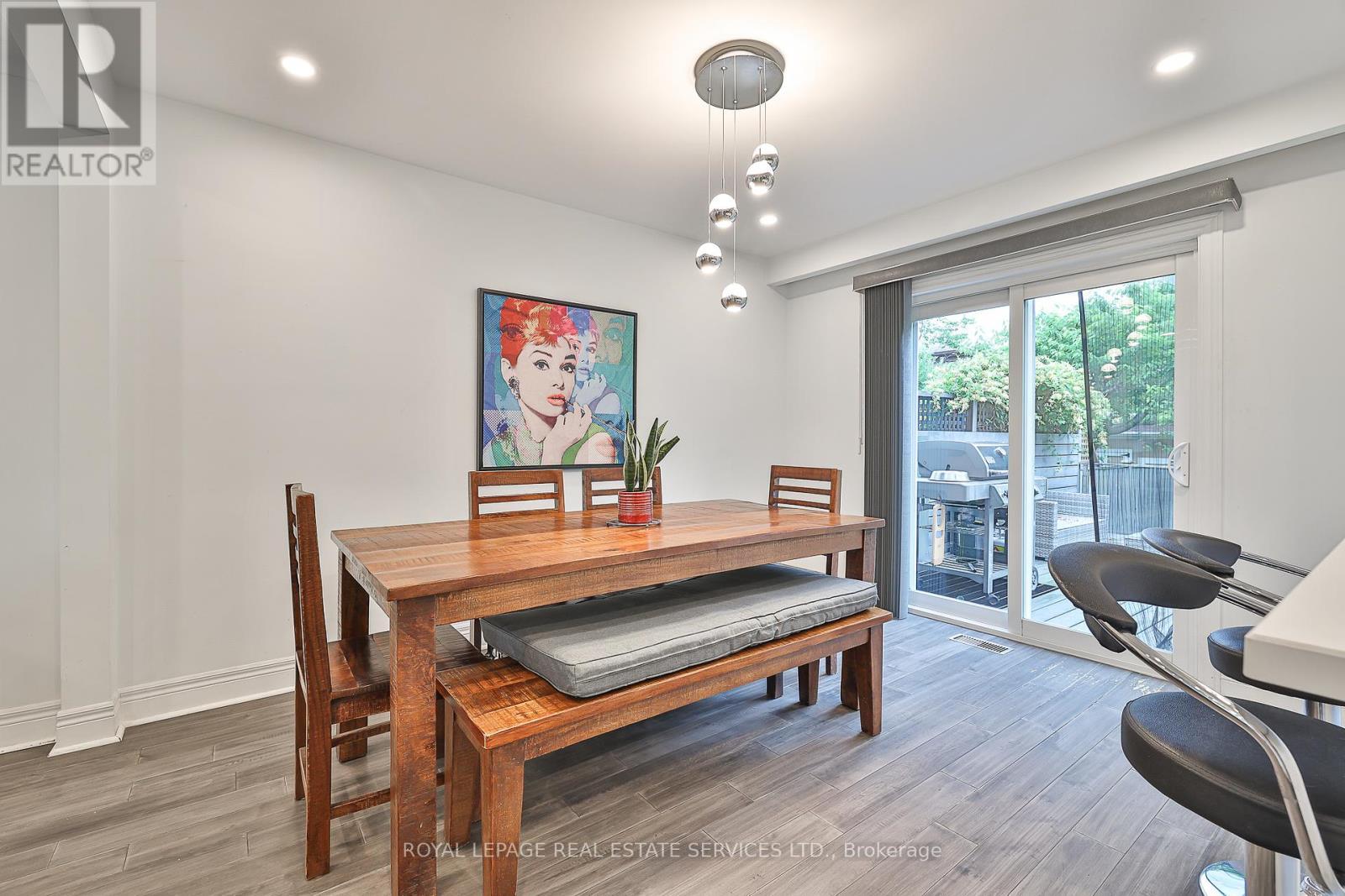 












224 OVERBROOK PLACE

,
Toronto,




Ontario
M3H4R6

