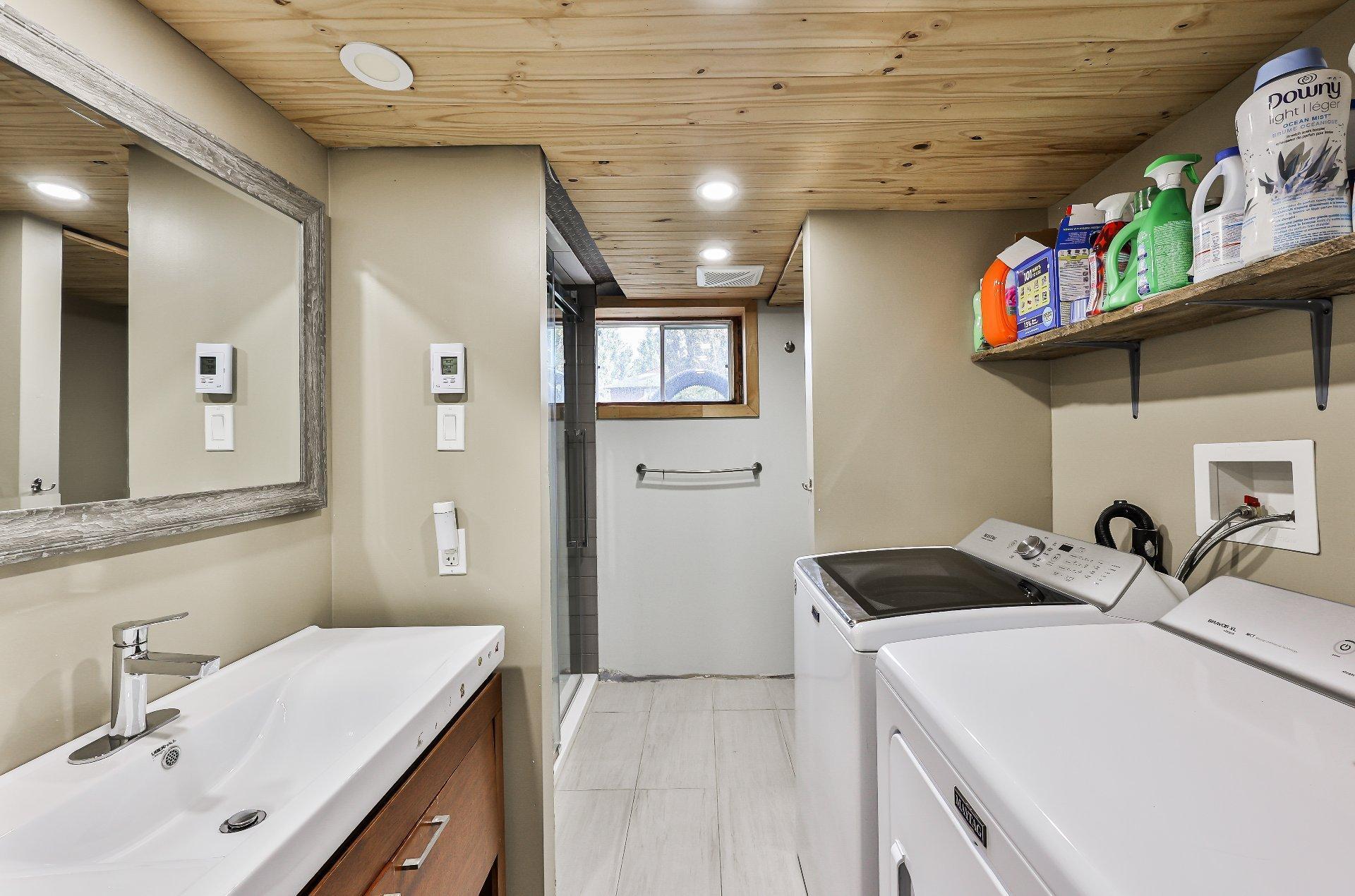 









954


Boul. Arthur-Sauvé

,
Saint-Eustache,




QC
J7P2B3

