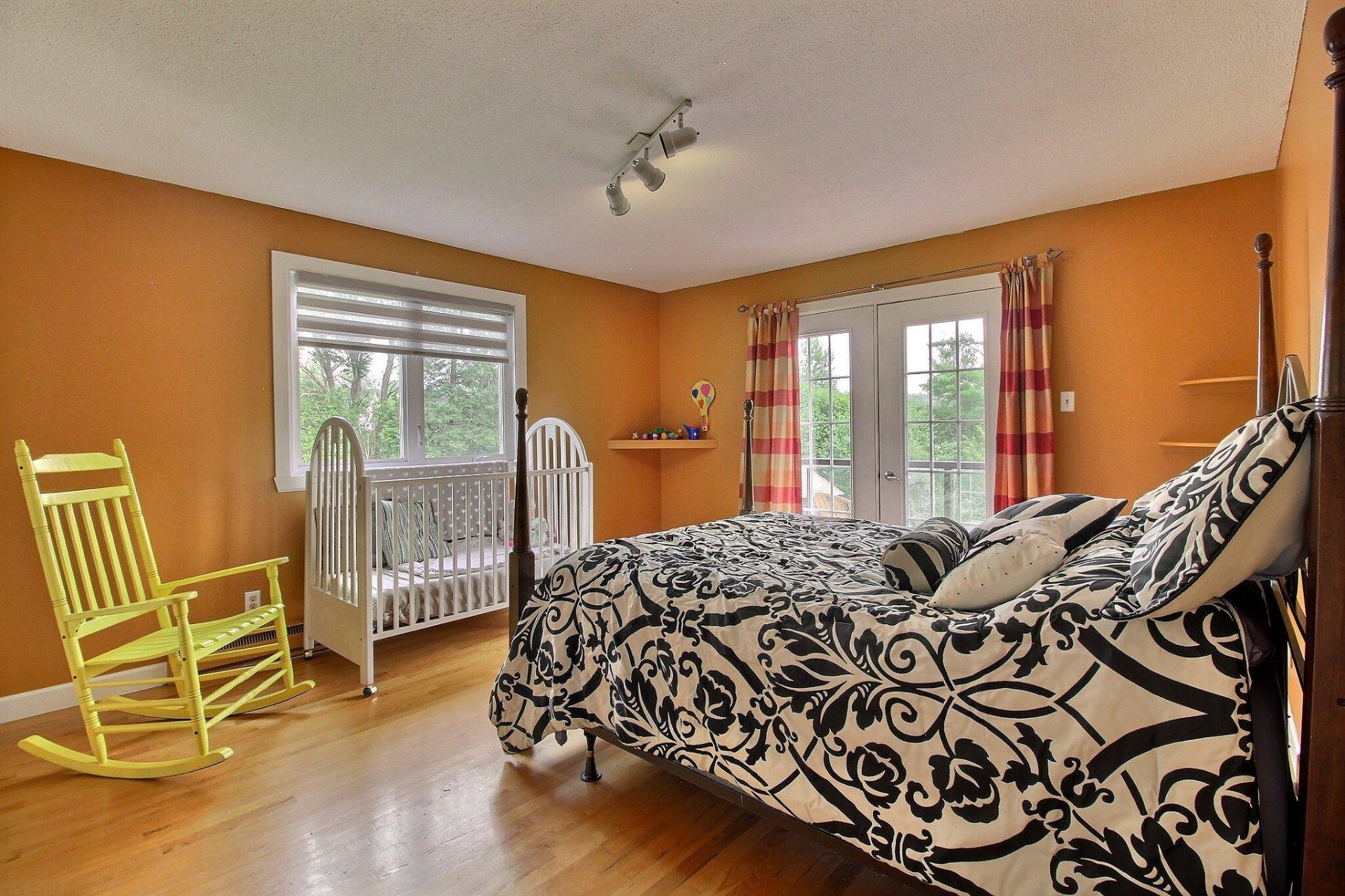 









595


Rue Larose

,
Magog,




QC
J1X4L3

