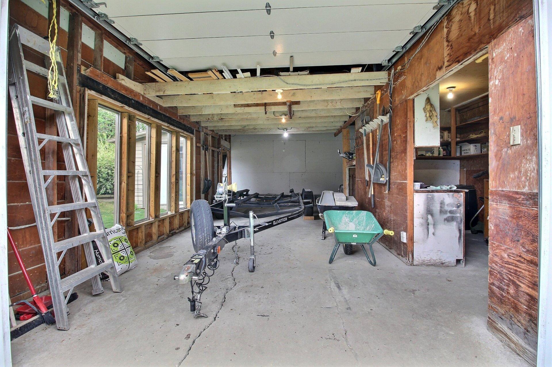 









595


Rue Larose

,
Magog,




QC
J1X4L3

